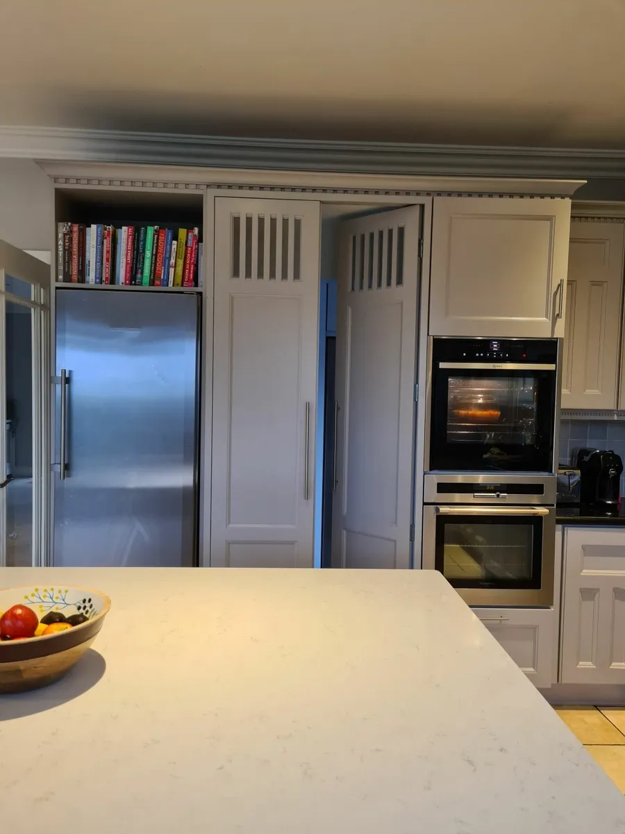 Solid Wood Kitchen - Image 3