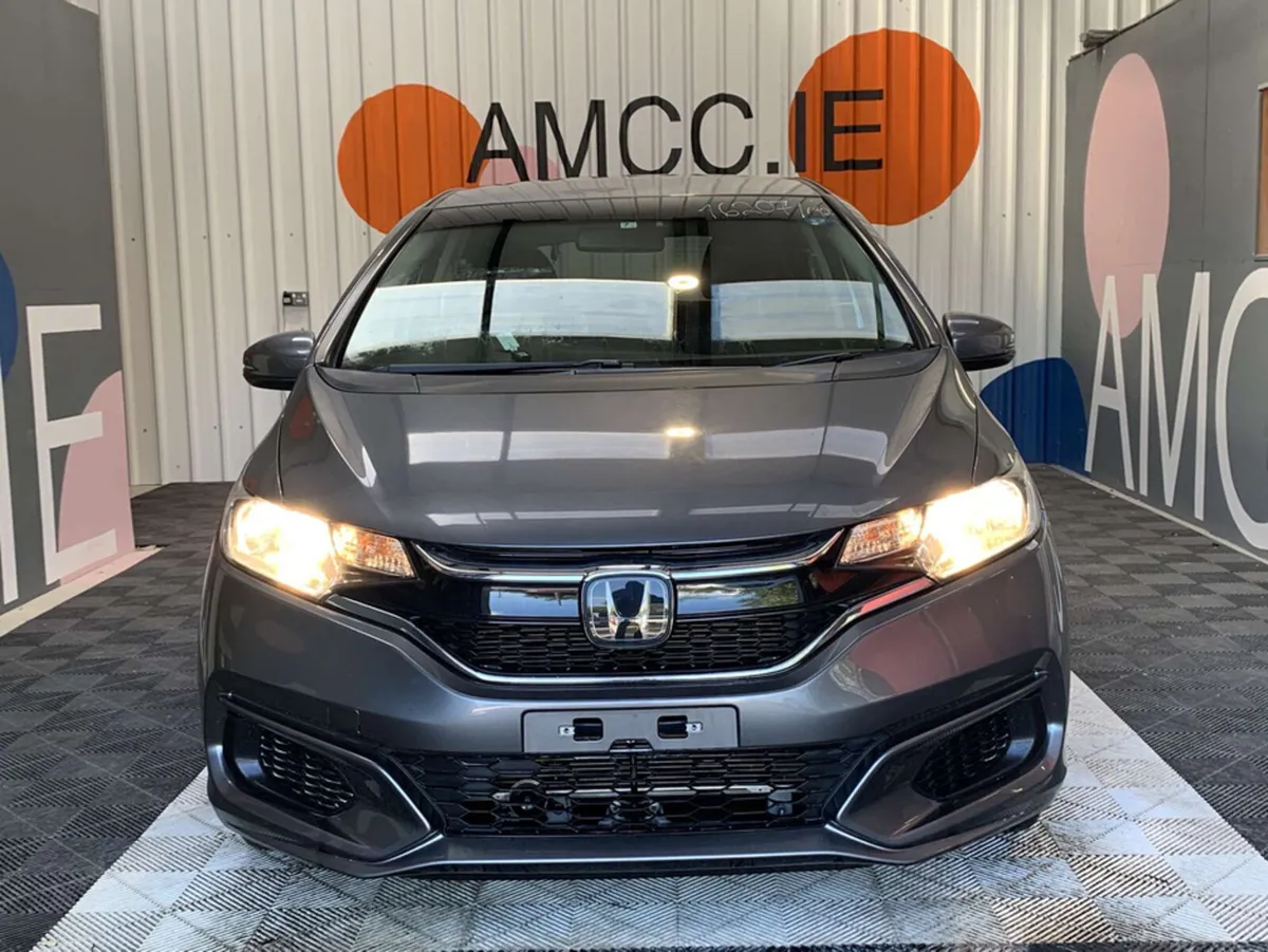 Honda Fit Honda Fit Automatic 1.5 Hybrid / Lane As - Image 2