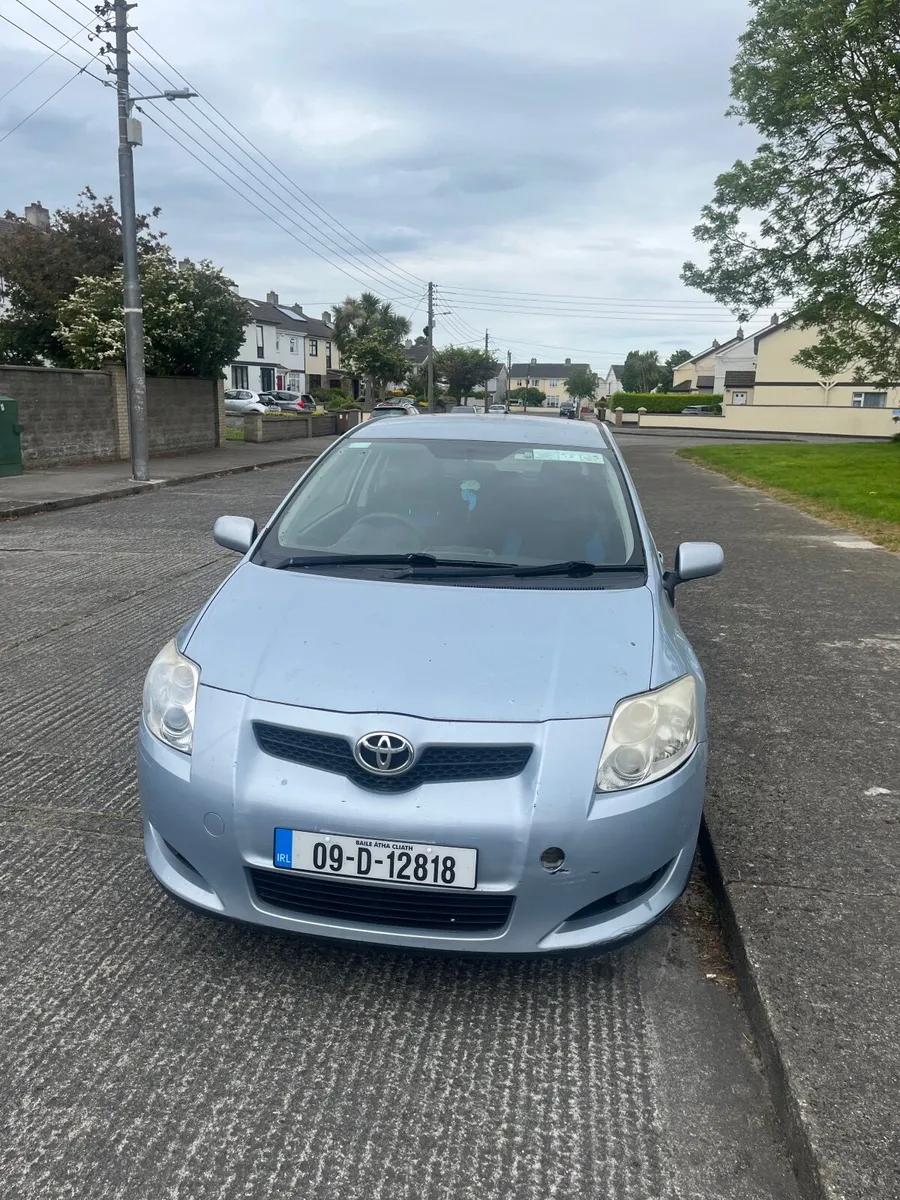 Toyota Auris 2009 - Image 1
