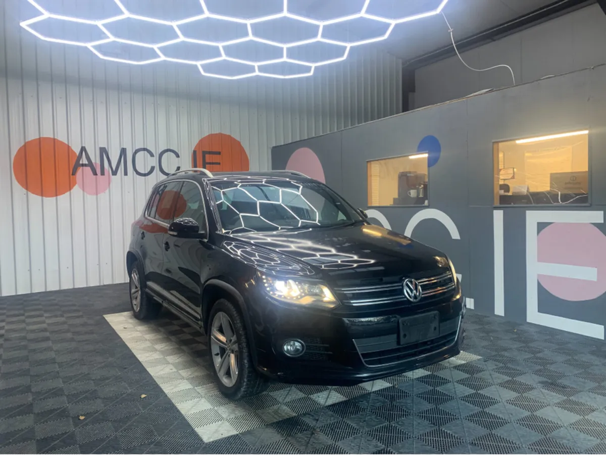 Volkswagen Tiguan R LINE / 111k KMs / Cruise Contr - Image 1