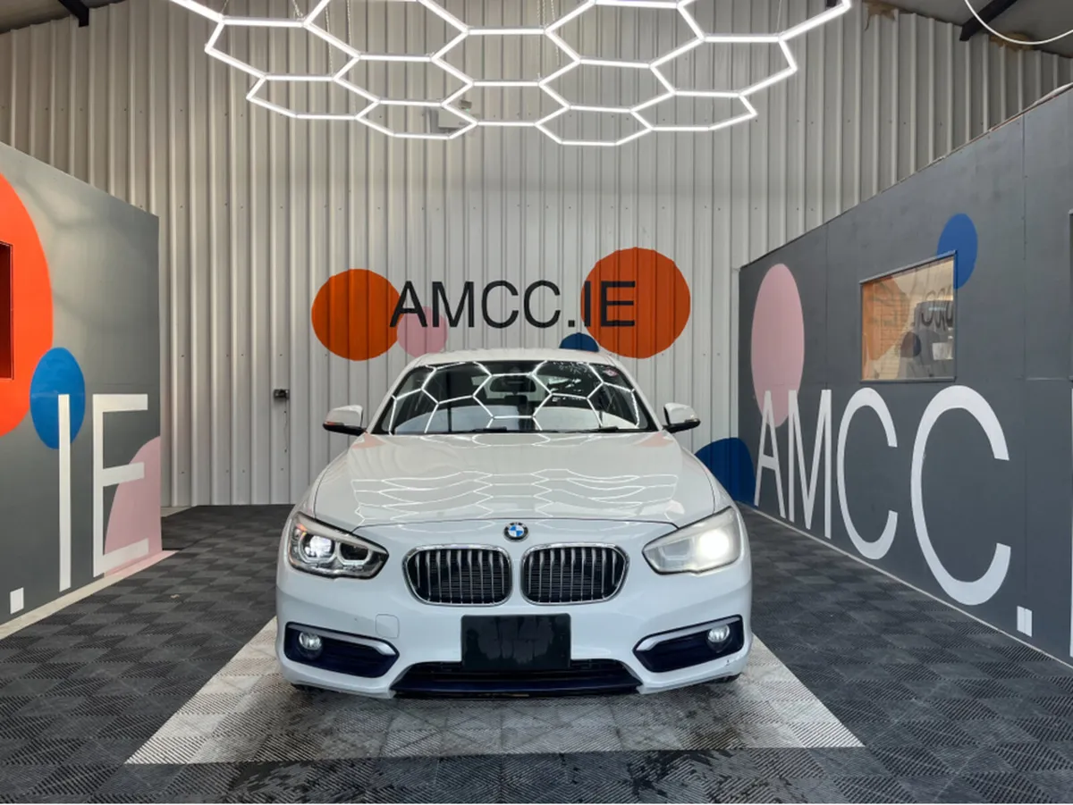 BMW 1-Series BMW 1 SERIES AUTOMATIC 118I / 64k KMs - Image 2