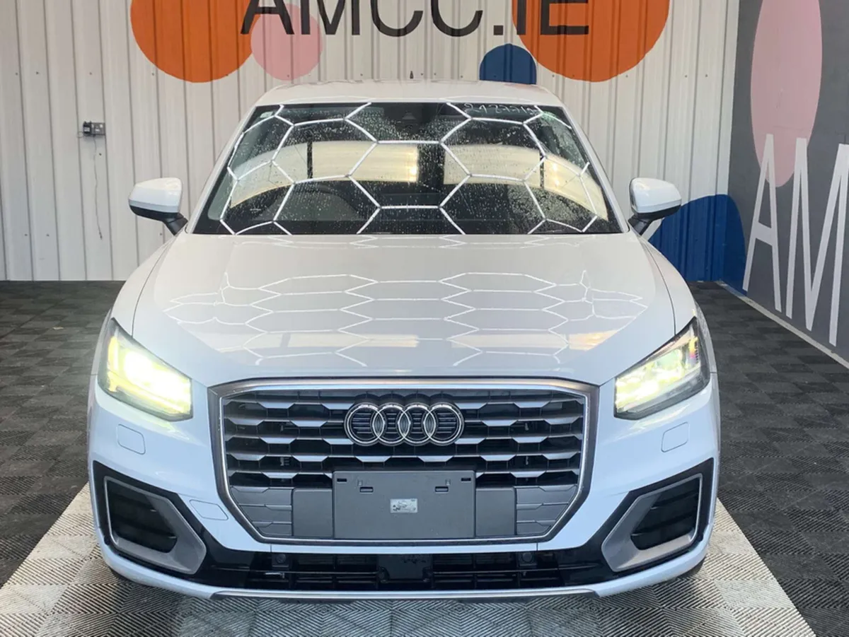 Audi Q2 Audi Q2 Automatic 30 TFSI Sport / 46k KMS - Image 2