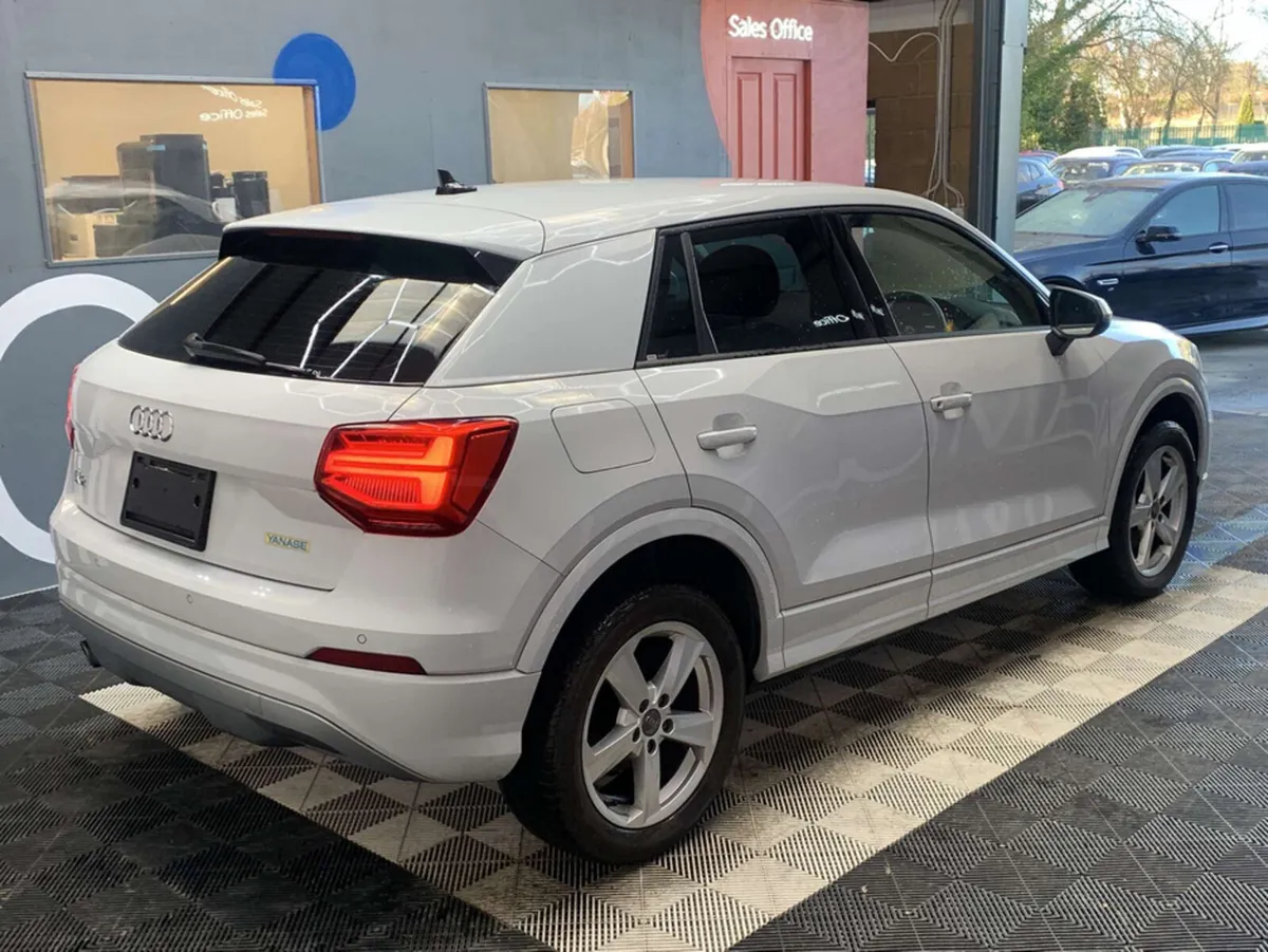 Audi Q2 Audi Q2 Automatic 30 TFSI Sport / 46k KMS - Image 4