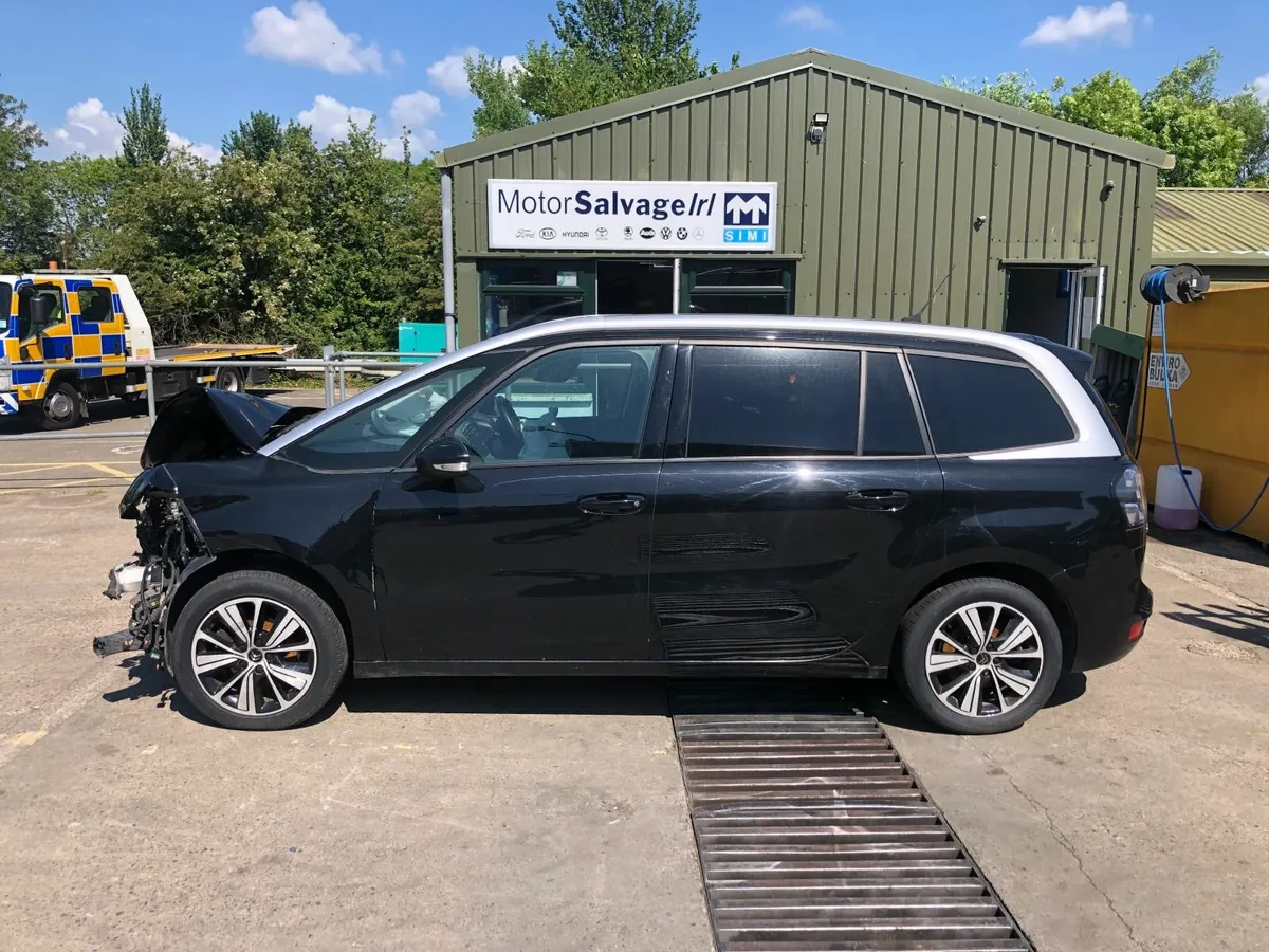 2017 CITROEN C4 PICASSO (for parts only) - Image 1