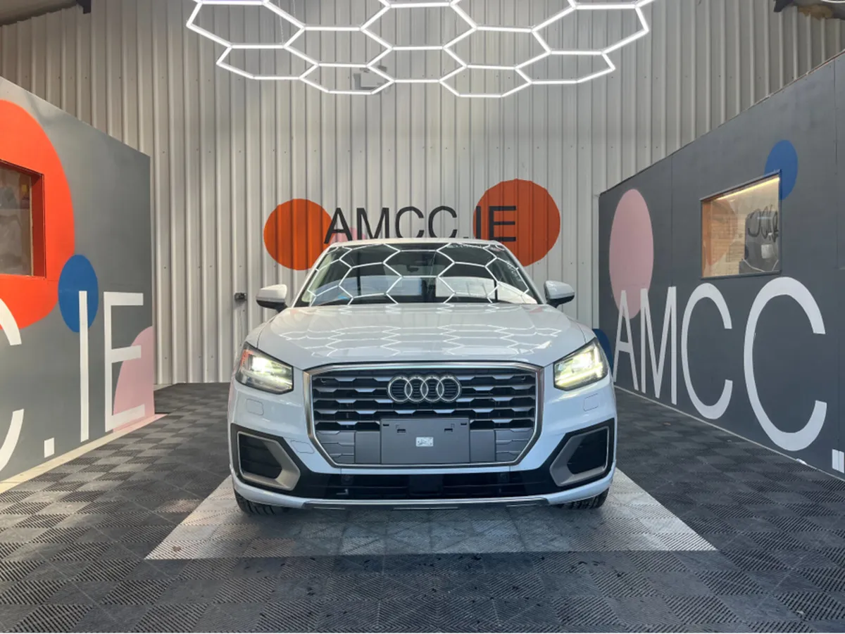 Audi Q2 30 TFSI SPORT / 34k KMs / HEATED SEATS  , - Image 2