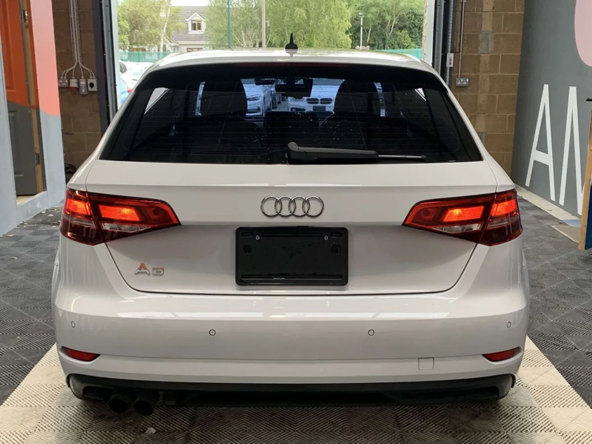 Audi A3 Audi A3 Automatic 30 TFSI / 68k KMs / Reve - Image 4