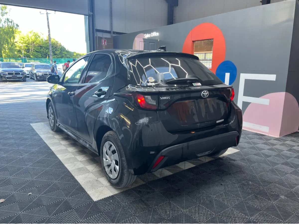 Toyota Yaris YARIS AUTOMATIC 1.0 PETROL / 47k KMs - Image 4