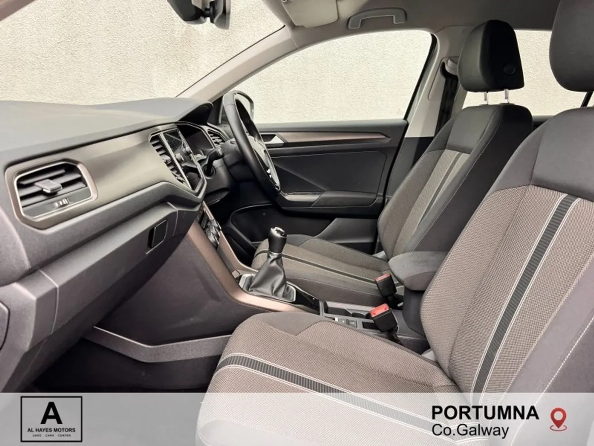 Volkswagen T-Roc Design 1.6 TDI 6speed 115BHP - Image 4