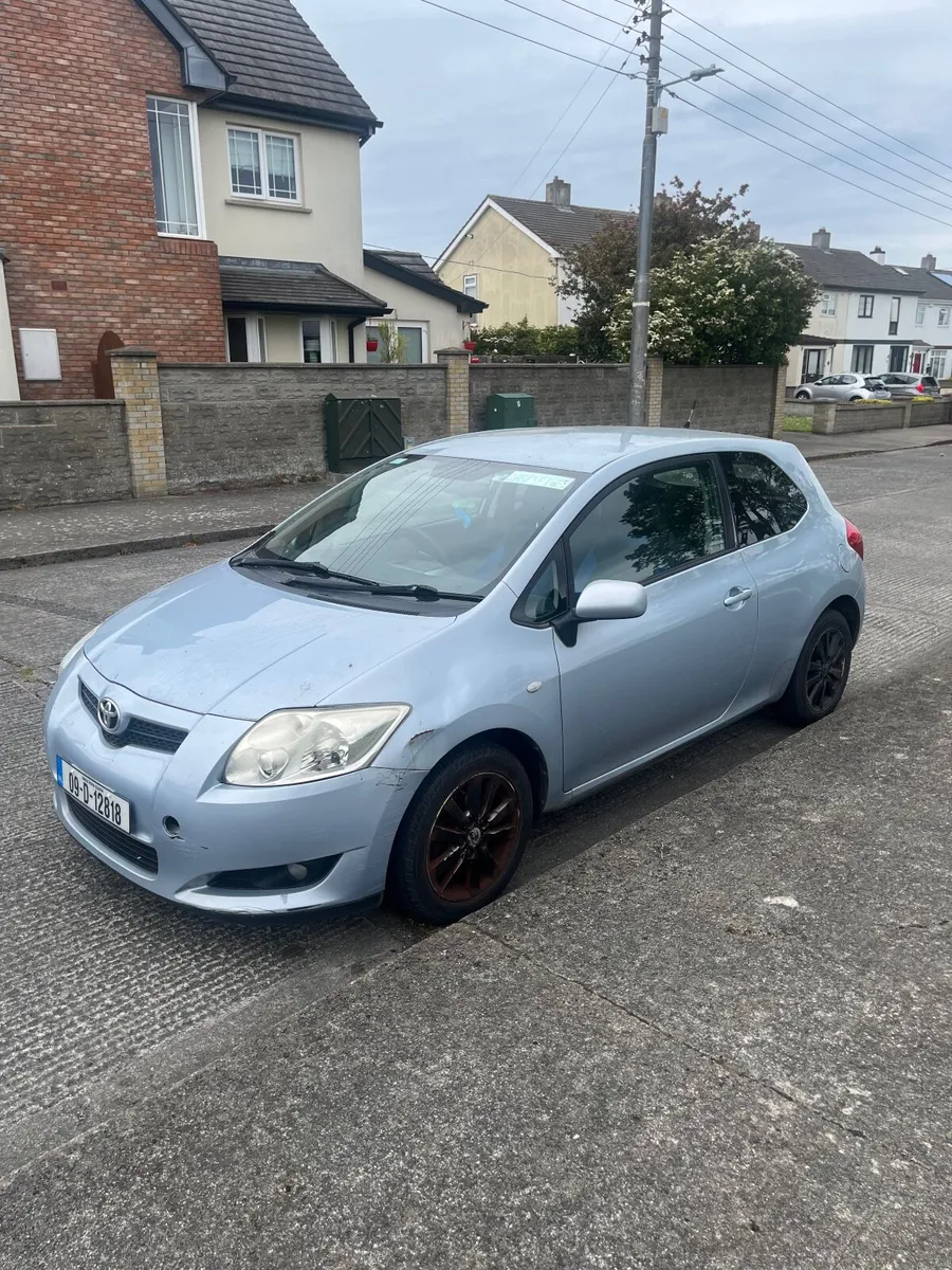 Toyota Auris 2009 - Image 4
