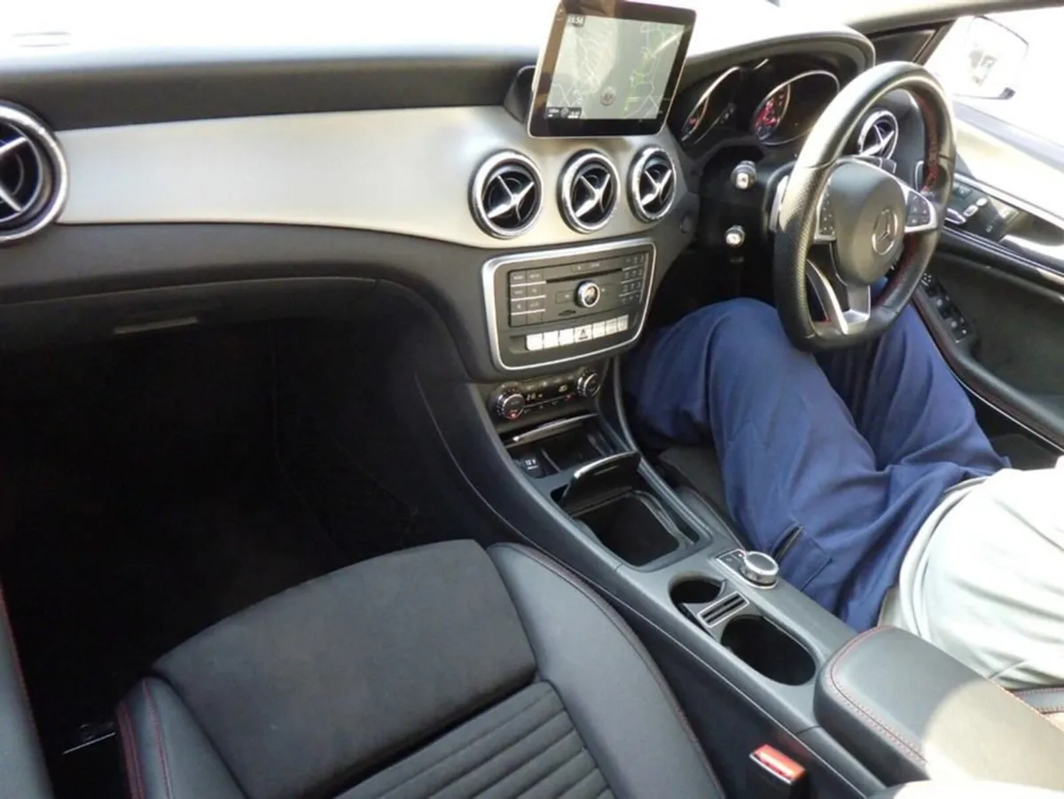 Mercedes-Benz CLA CLA180 SPORT *Coming Soon* / 53k - Image 3