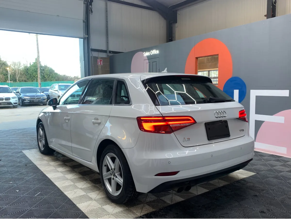 Audi A3 1.4 TFSI AUTOMATIC / 67k KMs / Adaptive Cr - Image 4