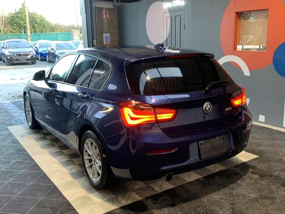 BMW 1-Series BMW 1 Series Automatic 118I Style / 4 - Image 4