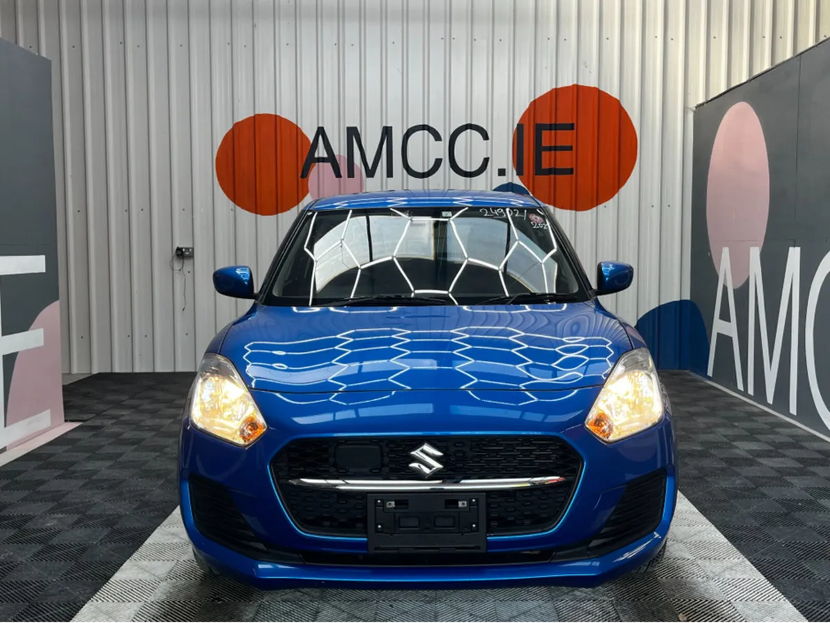 Suzuki Swift 1.2 PETROL AUTOMATIC / 4k KMs / Adapt - Image 2