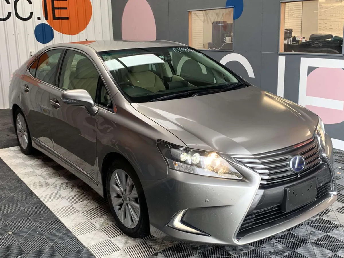 Lexus HS Lexus HS250h 2.4 Hybrid / Reverse Camera - Image 1