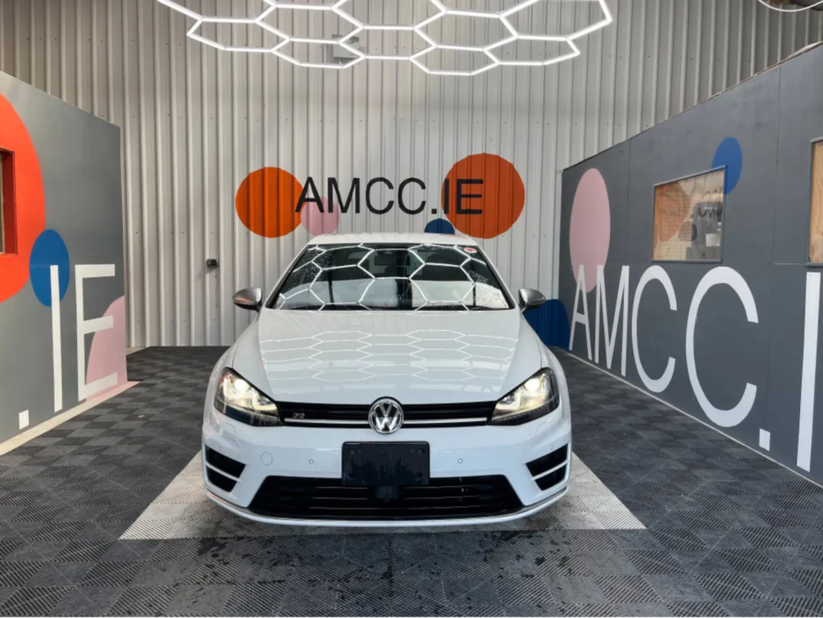 Volkswagen Golf 2.0 GOLF R / 41k KMs / HEATED SEAT - Image 2