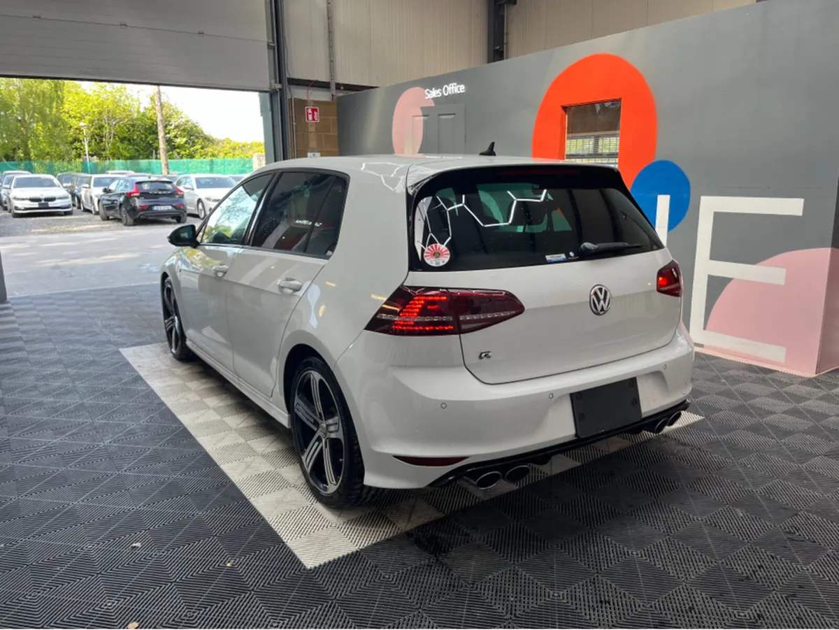 Volkswagen Golf 2.0 GOLF R / 41k KMs / HEATED SEAT - Image 4