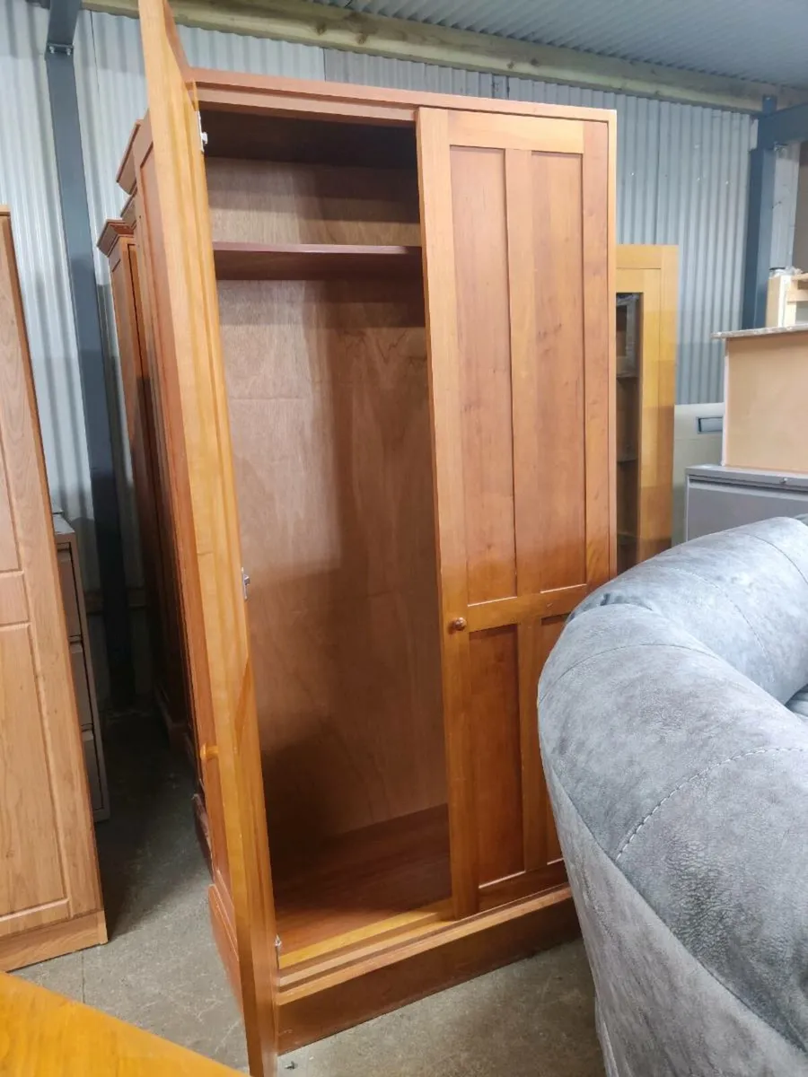 Wardrobe - Image 3