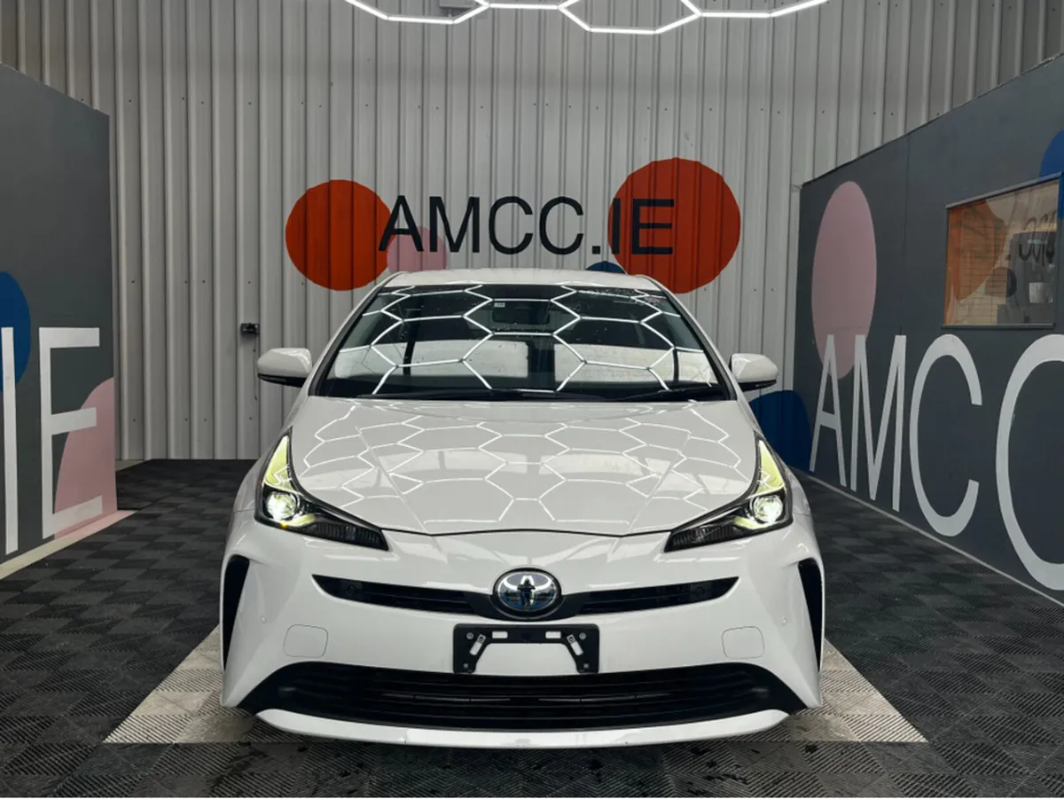 Toyota Prius 1.8 HYBRID/ 59k KMs / Cruise Control/ - Image 2