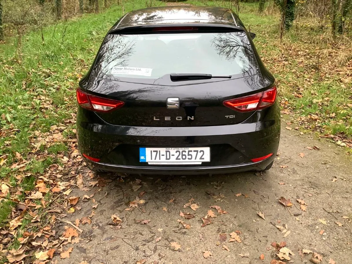 SEAT Leon 2017  LOW MIELAGE - Image 4
