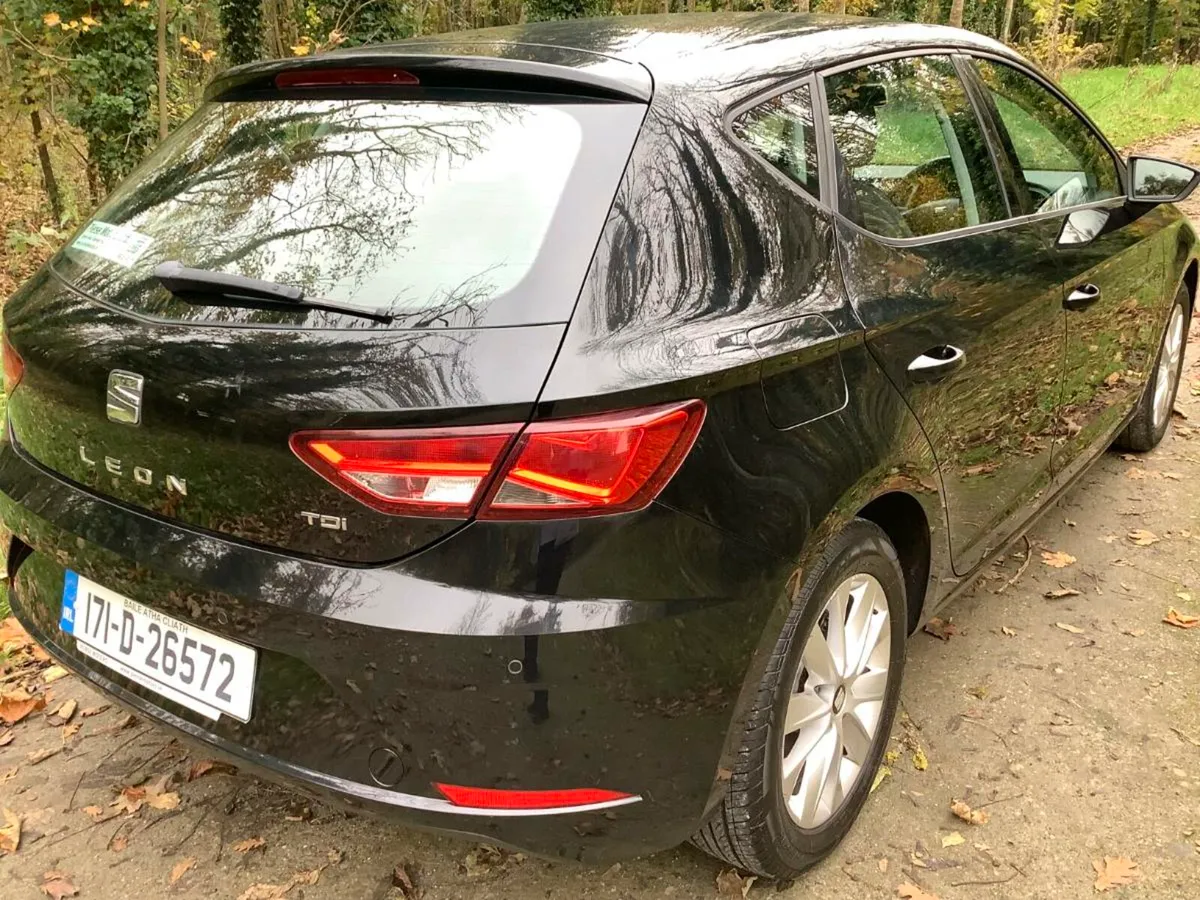 SEAT Leon 2017  LOW MIELAGE - Image 3