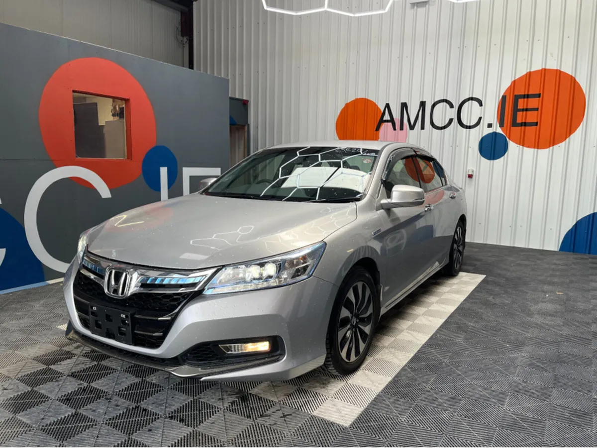 Honda Accord 2.0 PETROL HYBRID / 46k KMs/ REVERSE - Image 2