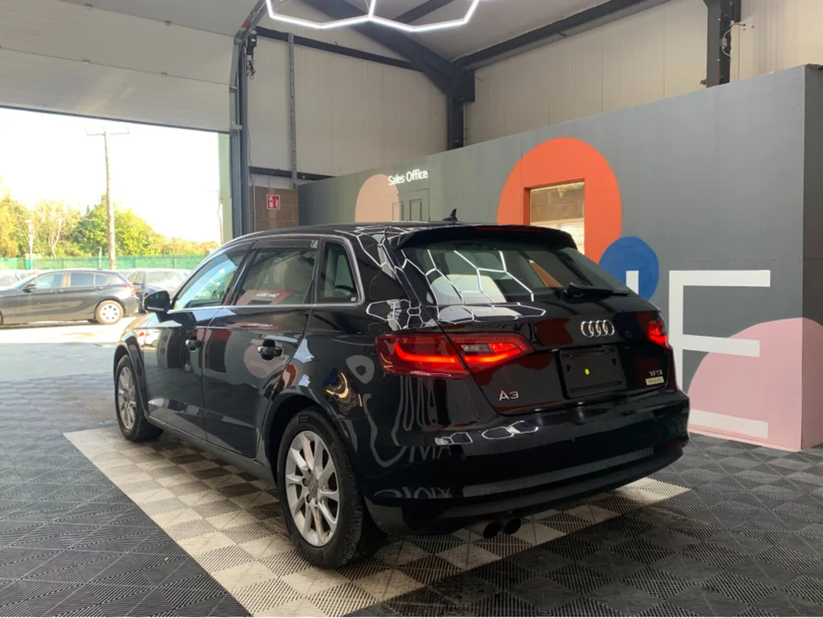 Audi A3 ONLY €16950 1.4 TFSI AUTOMATIC / 107k KMs - Image 4