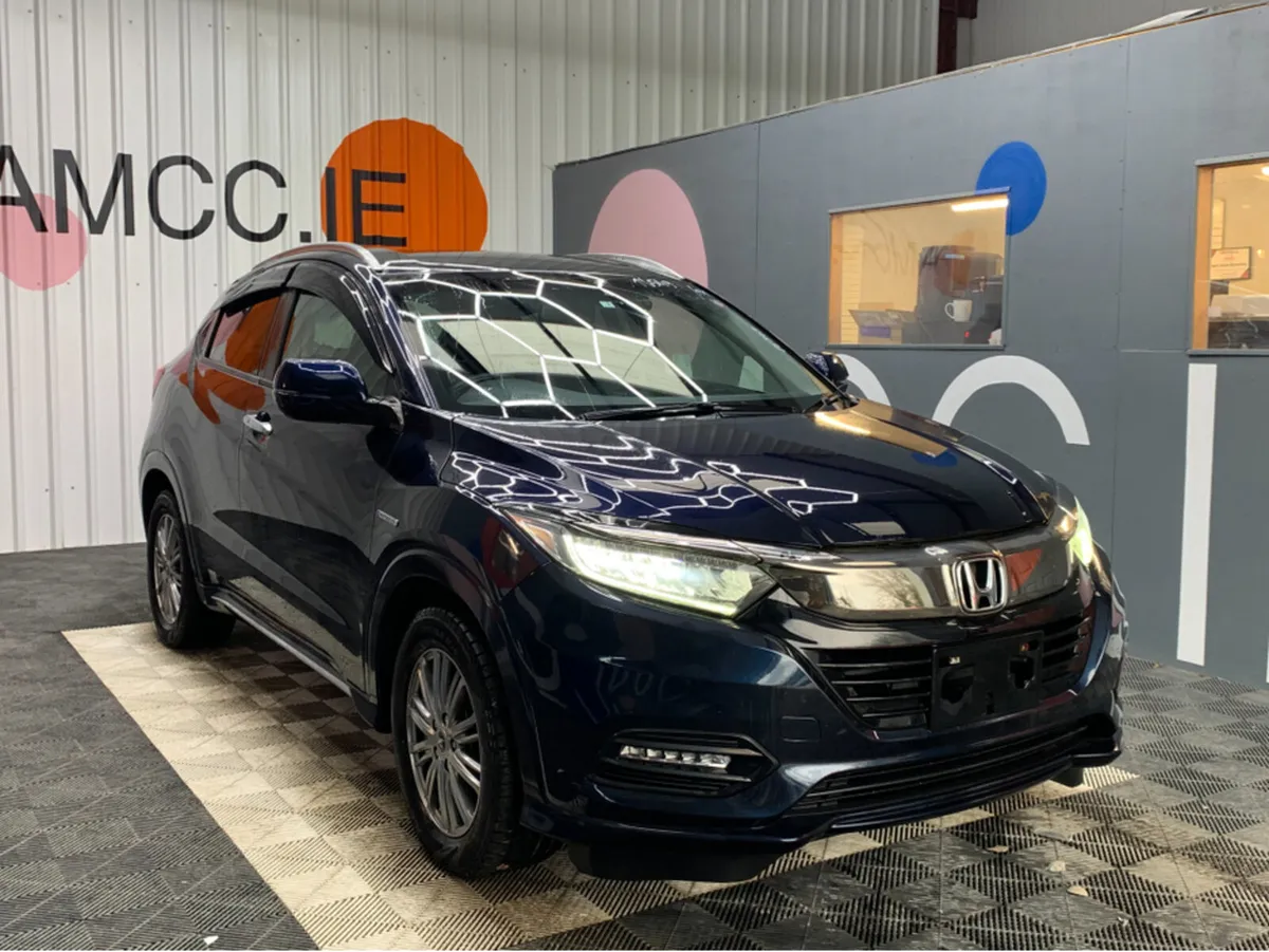 Honda Vezel 1.5 HYBRID AUTOMATIC / 45k KMs / Rever - Image 1