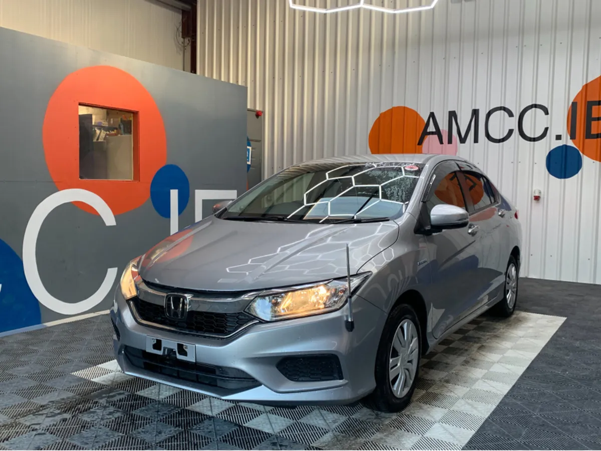 Honda Grace 1.5 HYBRID / 40k KMs / Adaptive Cruise - Image 3