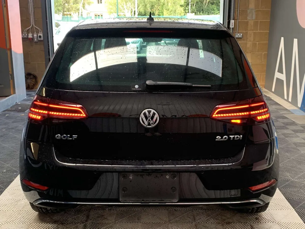 Volkswagen Golf Golf Automatic 2.0 TDI Comfort Lin - Image 4