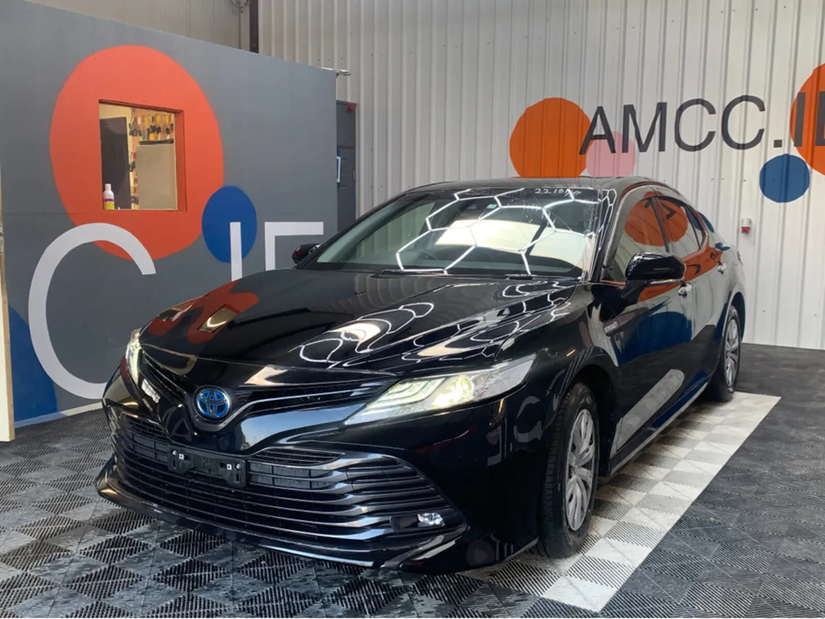 Toyota Camry 2.5 HYBRID / 48k KMs / Automatic / Re - Image 3