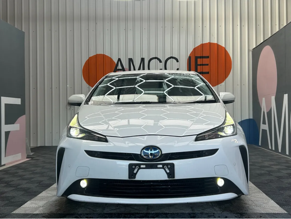 Toyota Prius 1.8 HYBRID / 104k KMs / Reverse Camer - Image 2