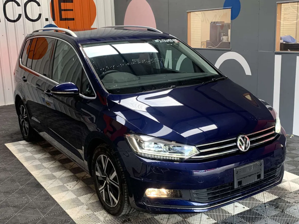 Volkswagen Touran 7 Seater Touran/40k KMS/Heated S - Image 1