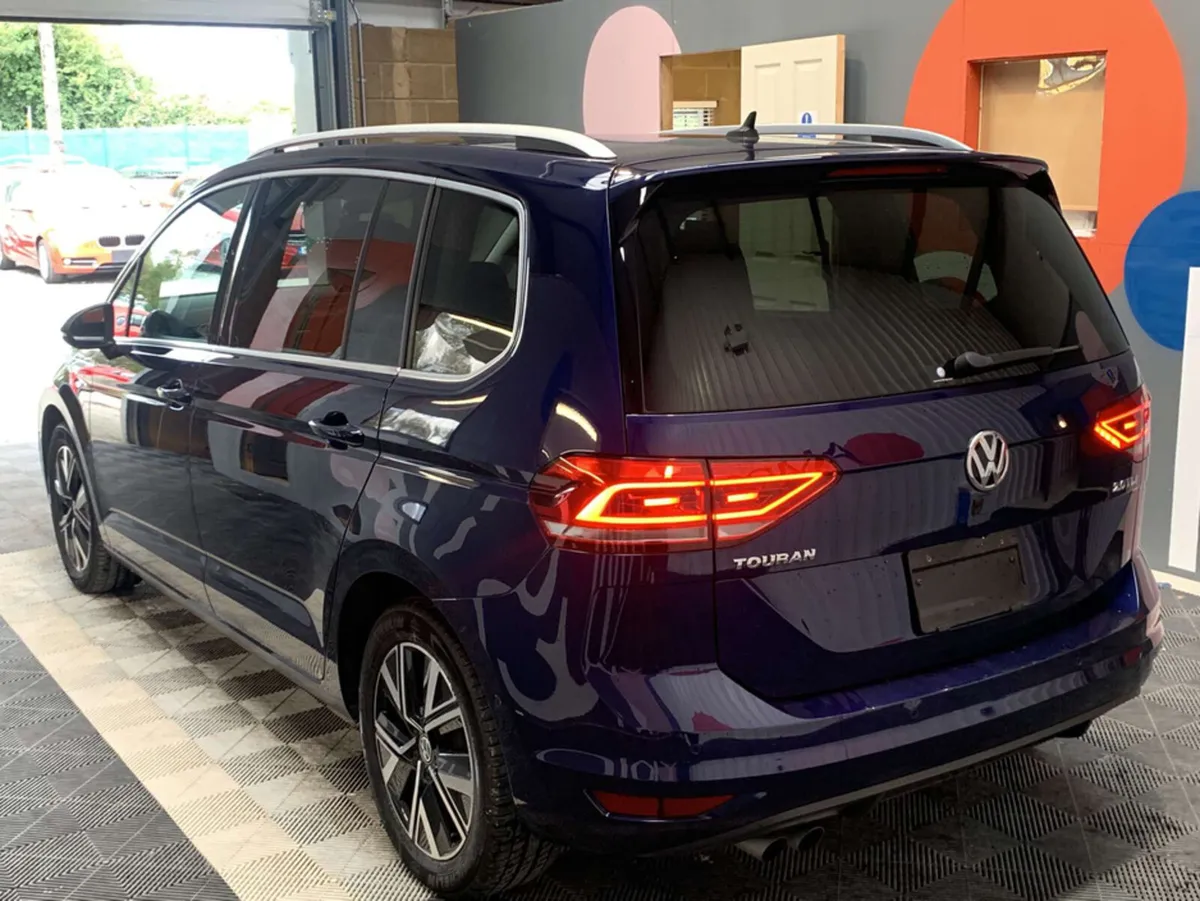 Volkswagen Touran 7 Seater Touran/40k KMS/Heated S - Image 4
