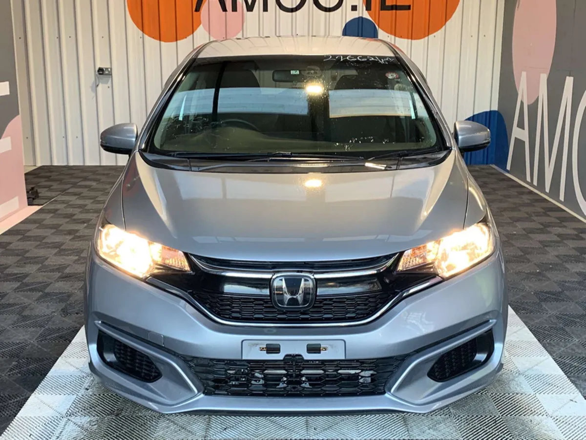 Honda Fit Honda Fit 1.5 Hybrid / 66k KMs / Cruise - Image 2