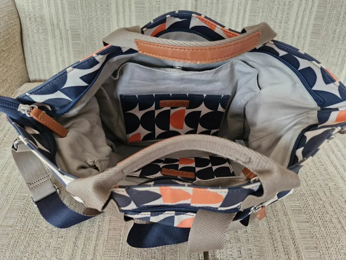 Twin Nappy Bag Peanut & Piglet - Image 3