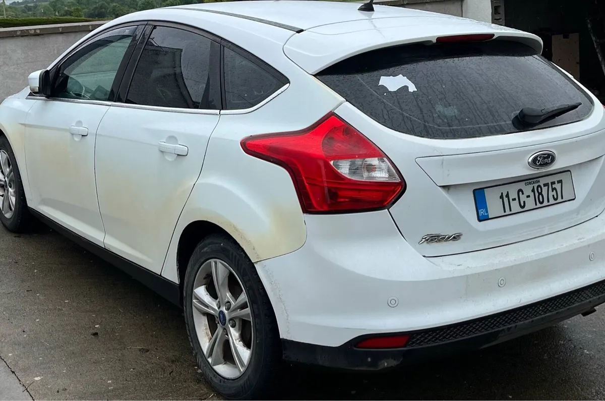 2011 Ford Focus - Image 2