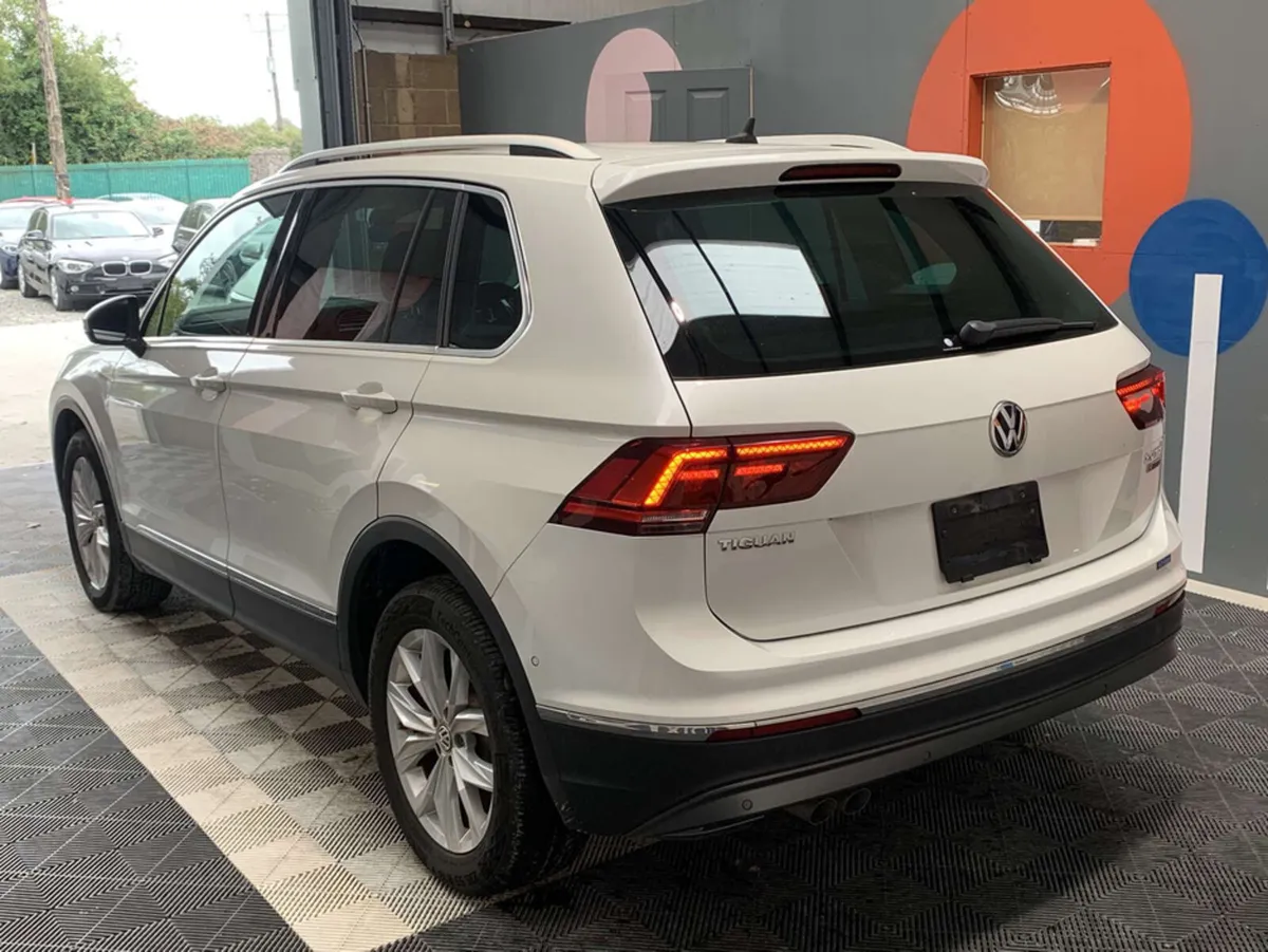 Volkswagen Tiguan Tiguan Automatic 2.0 TDI 4 Motio - Image 4