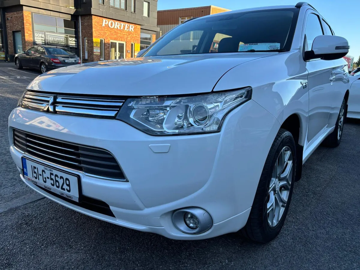 2015 Mitsubishi Outlander 2.0 Gx4hs Phev 160BHP Au - Image 4