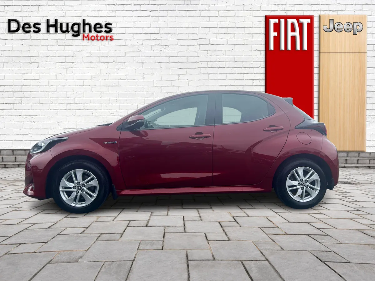 Toyota Yaris 2021 Hybrid Luna (IRISH CAR) - Image 4