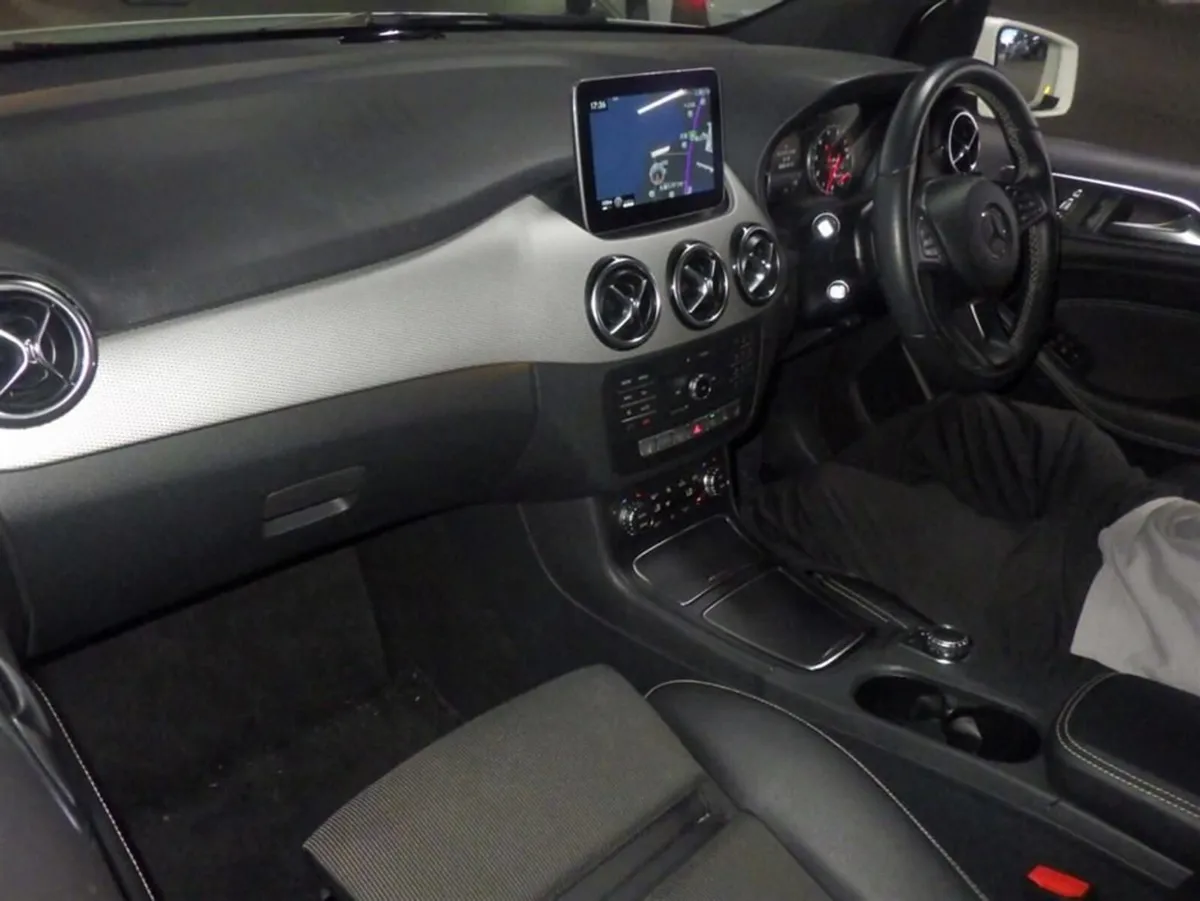 Mercedes-Benz B-Class B180 AUTOMATIC *Coming Soon* - Image 3