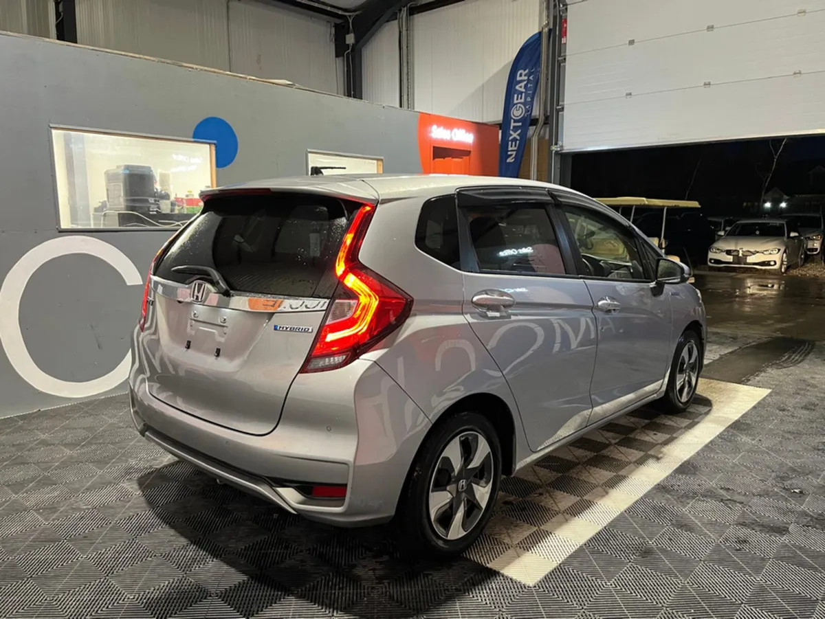 Honda Fit Honda Fit Hybrid Automatic - Self Chargi - Image 2