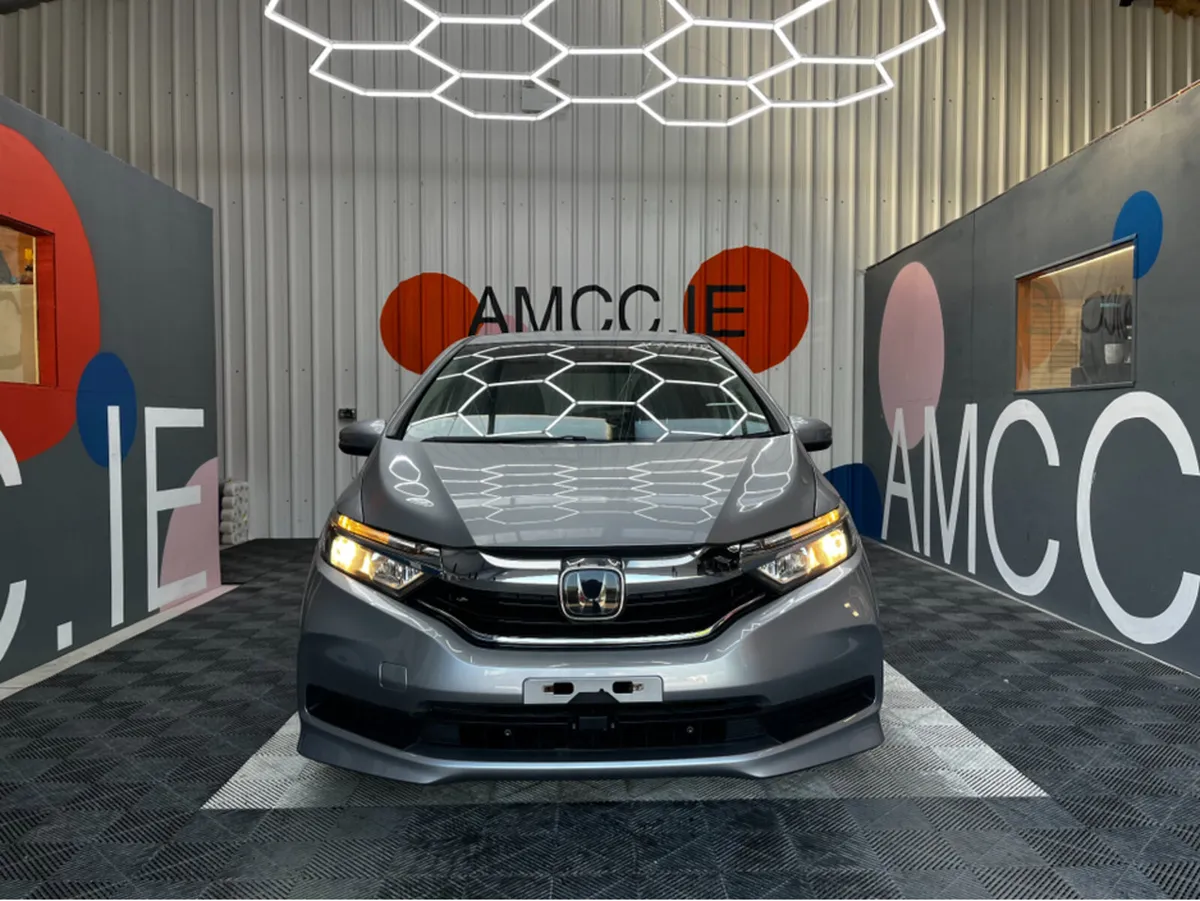 Honda Shuttle 1.5 HYBRID / 51k KMs / ADAPTIVE CRUI - Image 2