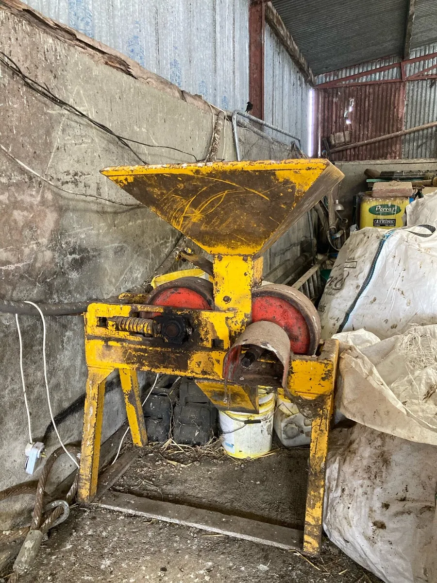McMaster Corn Roller