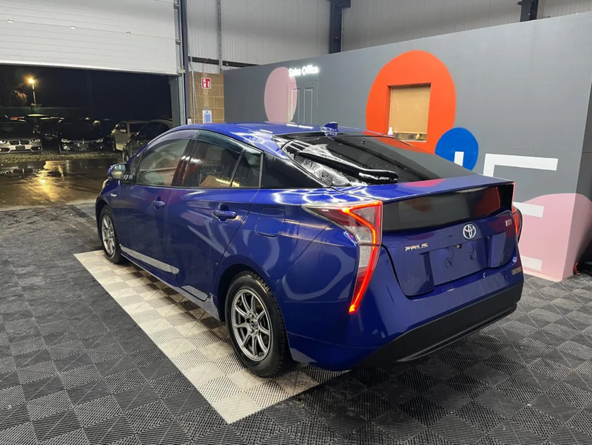Toyota Prius ONLY €14950! Toyota Prius Automatic - - Image 4