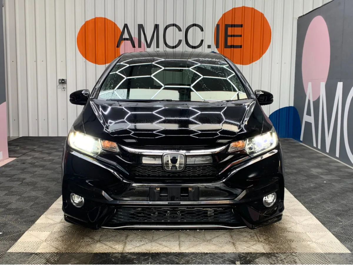 Honda Fit AUTOMATIC 1.5 HYBRID / 69k KMs / Adaptiv - Image 2