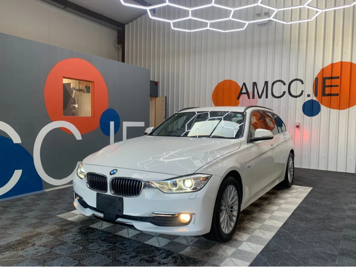 BMW 3-Series 320d TOURING LUXURY / 85k KMs / Adapt - Image 3