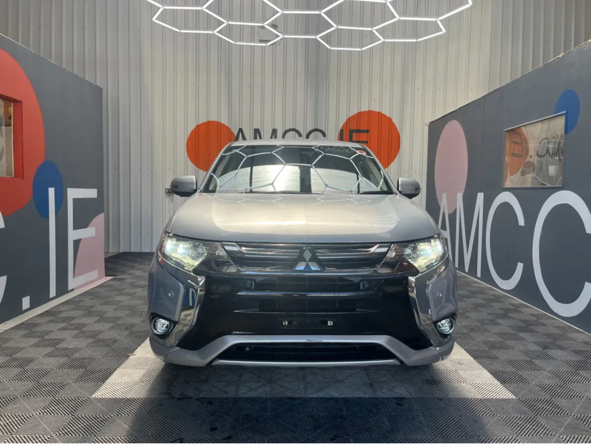 Mitsubishi Outlander MITSUBISHI OUTLANDER 2.0 HYRB - Image 2
