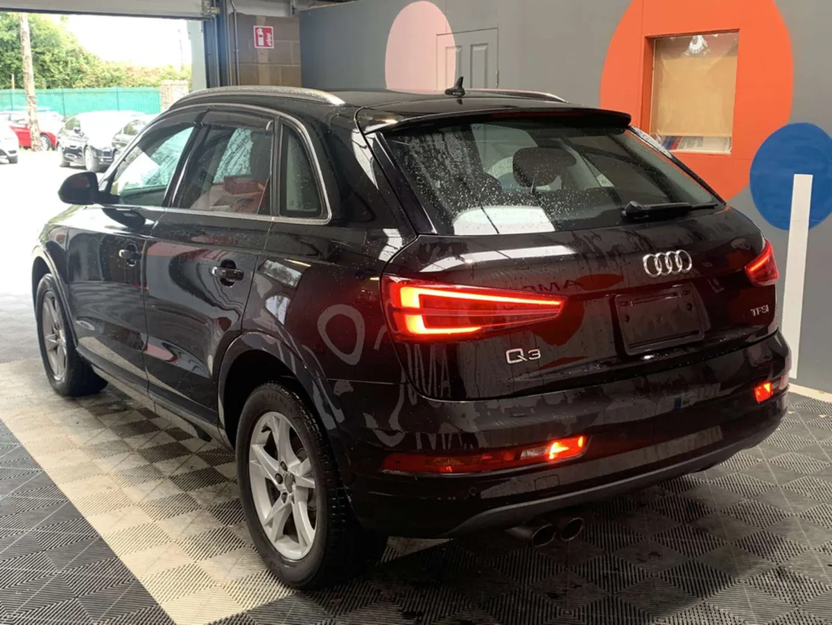 Audi Q3 Audi Q3 1.4 TFSI Sport / Reverse Camera / - Image 4