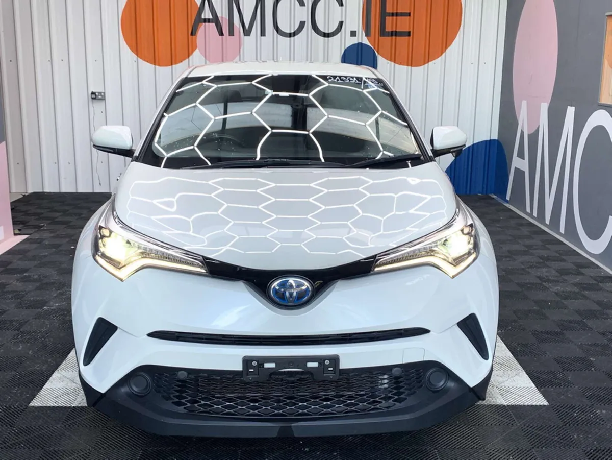 Toyota C-HR Toyota C-HR 1.8 Hybrid / Reverse Camer - Image 2