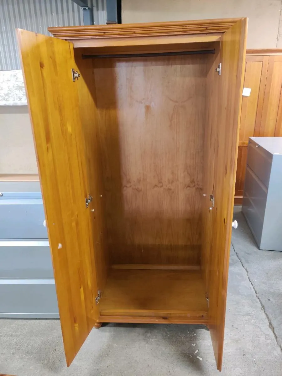 Wardrobe - Image 3